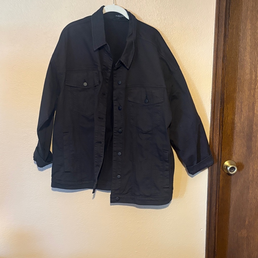 Eileen Fisher Woman’s Black Jean jacket